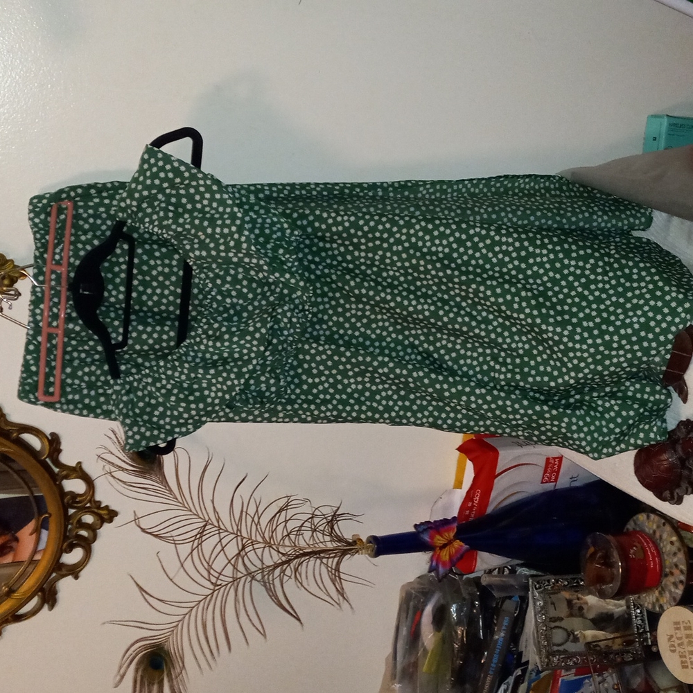crop top and long skirt. Soooo cute